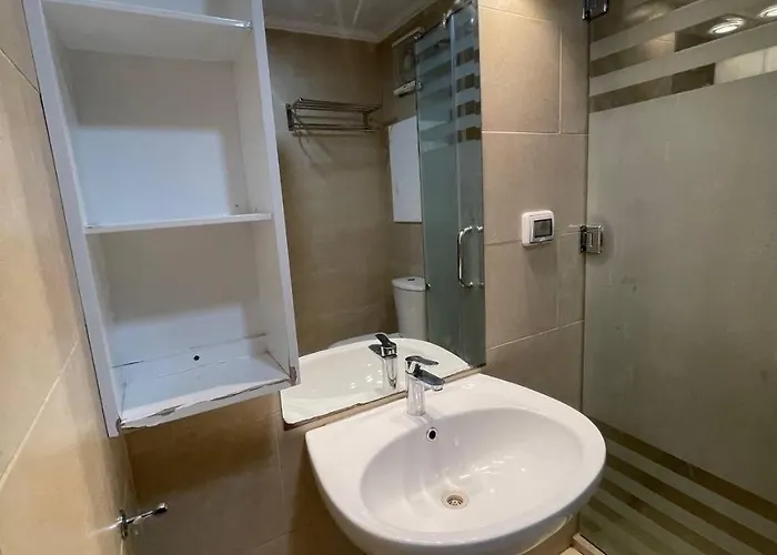 Mz One Bedroom At Aldau Heights